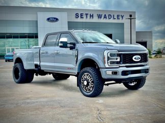 Used 2025 Ford F450 Platinum w/ Platinum Plus Package image 1