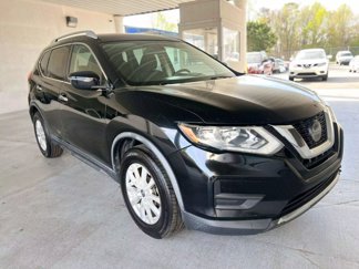 Used 2018 Nissan Rogue SV image 1