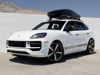 New 2025 Porsche Cayenne GTS image 1