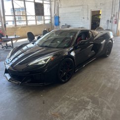 Used 2025 Chevrolet Corvette Z06 image 1