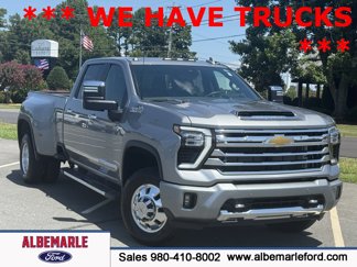 Used 2025 Chevrolet Silverado 3500 High Country w/ Technology Package image 1