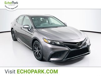 Used 2024 Toyota Camry SE image 1