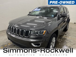 Used 2021 Jeep Grand Cherokee Laredo image 1