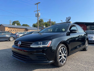 Used 2017 Volkswagen Jetta SE image 1