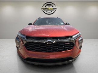 Used 2024 Chevrolet Trax RS w/ Driver Confidence Package image 1
