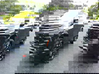 New 2025 Chevrolet Traverse Z71 w/ Driver Confidence Package image 1