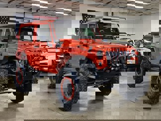 Used 2015 Jeep Wrangler Rubicon w/ Power Convenience Group image 1