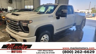 Used 2025 Chevrolet Silverado 3500 High Country w/ High Country Premium Package image 1