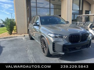 Used 2024 BMW X5 M60i image 1