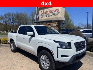 Used 2023 Nissan Frontier SV image 1