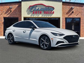 Used 2022 Hyundai Sonata SEL Plus image 1