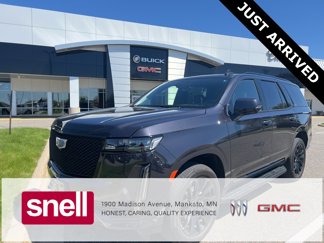 Used 2024 Cadillac Escalade Sport Platinum w/ LPO, ONYX Package image 1