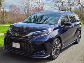 Used 2021 Toyota Sienna XSE image 1