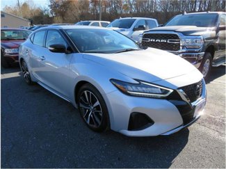Used 2022 Nissan Maxima SV w/ Floor Mat Group image 1