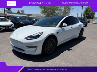Used 2023 Tesla Model 3 Standard Range image 1
