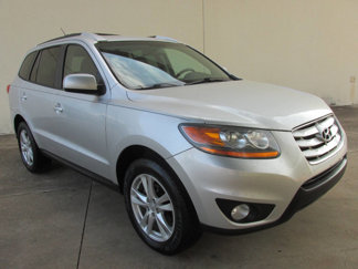 Used 2011 Hyundai Santa Fe SE image 1