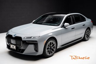Used 2024 BMW i7 xDrive60 image 1