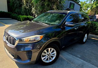 Used 2019 Kia Sorento LX w/ LX Convenience Package image 1