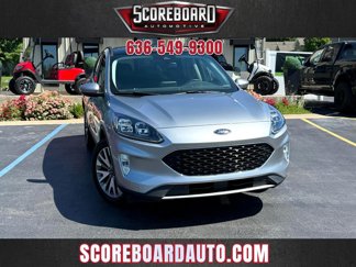 Used 2022 Ford Escape Titanium image 1