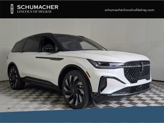New 2025 Lincoln Nautilus Reserve w/ Jet Appearance Package image 1
