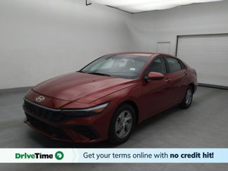 Used 2024 Hyundai Elantra SE image 1