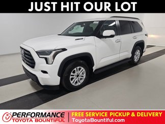 Used 2025 Toyota Sequoia SR5 image 1