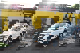 Used 2022 Ford Explorer XLT image 1