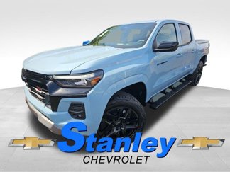 New 2025 Chevrolet Colorado Z71 w/ Technology Package image 1