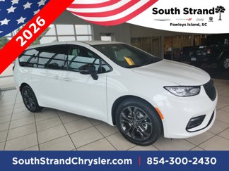 New 2026 Chrysler Pacifica Select image 1