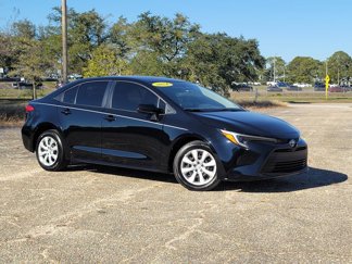 Used 2024 Toyota Corolla LE image 1