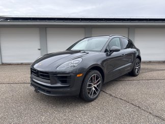 Used 2023 Porsche Macan S image 1