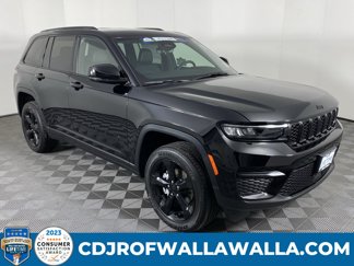 New 2025 Jeep Grand Cherokee Altitude image 1