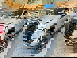 New 2025 Nissan Frontier PRO-4X image 1