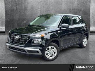 Certified 2024 Hyundai Venue SE image 1