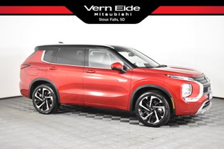 New 2025 Mitsubishi Outlander SEL image 1