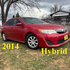 Used 2014 Toyota Camry LE image 1