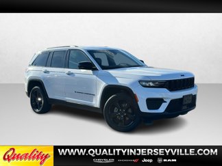 Used 2023 Jeep Grand Cherokee Altitude image 1