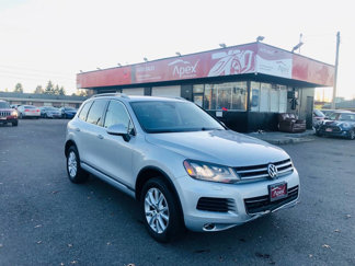 Used 2014 Volkswagen Touareg Executive image 1