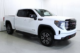 Used 2025 GMC Sierra 1500 AT4 w/ AT4 Premium Package image 1