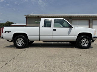 Used 1996 GMC Sierra 1500 SLE image 1