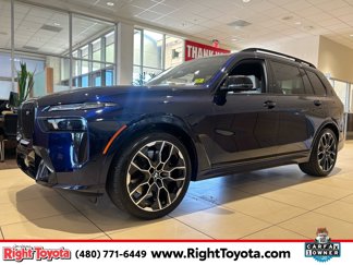 Used 2025 BMW X7 M60i image 1