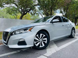 Used 2021 Nissan Altima 2.5 S image 1