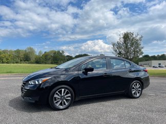 Used 2023 Nissan Versa SV image 1