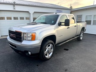 Used 2011 GMC Sierra 2500 SLE w/ SLE Preferred Package image 1