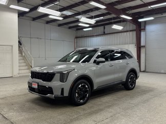 Used 2025 Kia Sorento S w/ Panoramic Sunroof Package image 1