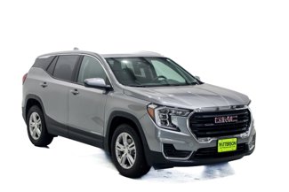 Used 2024 GMC Terrain SLE image 1
