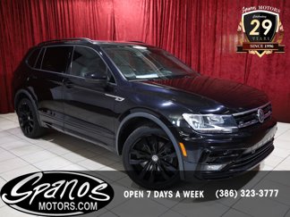 Used 2020 Volkswagen Tiguan SE R-Line image 1