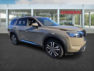 New 2025 Nissan Pathfinder Platinum image 1