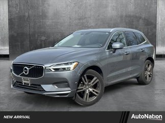 Used 2019 Volvo XC60 T5 Momentum w/ Multimedia Package image 1
