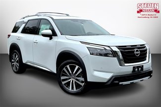 New 2025 Nissan Pathfinder Platinum image 1